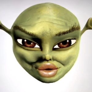 Meet your Posher, Carly